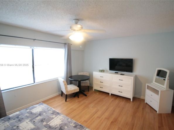 1602 Montauk Dr, Wellington FL 33414