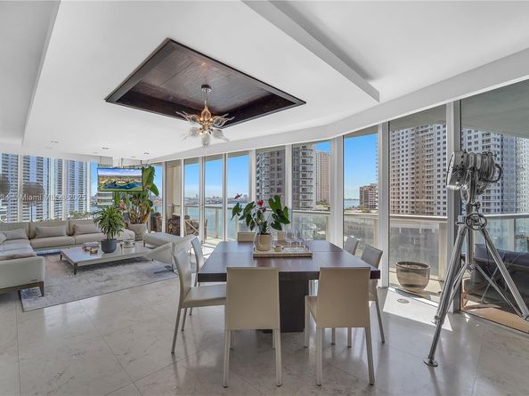 465 Brickell Ave 1001, Miami FL 33131