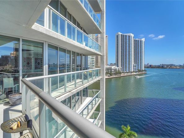 465 Brickell Ave 1001, Miami FL 33131