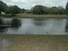 3571 Inverrary Dr 201, Lauderhill FL 33319