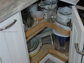 3571 Inverrary Dr 201, Lauderhill FL 33319