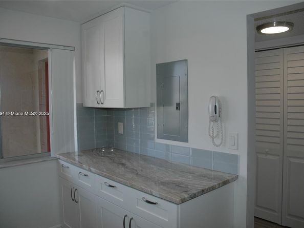 3571 Inverrary Dr 201, Lauderhill FL 33319