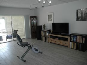 3571 Inverrary Dr 201, Lauderhill FL 33319