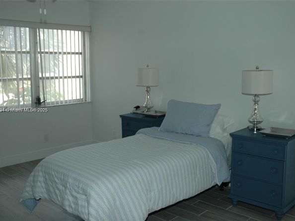 3571 Inverrary Dr 201, Lauderhill FL 33319