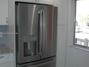 3571 Inverrary Dr 201, Lauderhill FL 33319