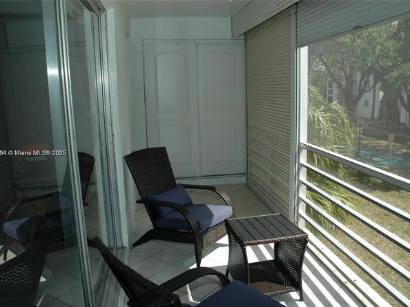 3571 Inverrary Dr 201, Lauderhill FL 33319