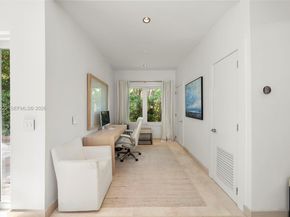 330 E San Marino Dr, Miami Beach FL 33139