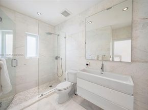 330 E San Marino Dr, Miami Beach FL 33139