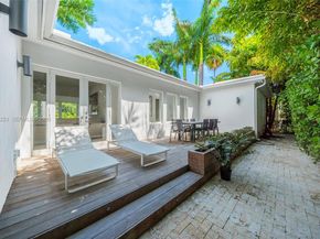 330 E San Marino Dr, Miami Beach FL 33139