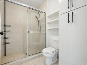 31 SE 5th St 4021, Miami FL 33131