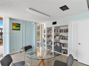 2800 W Sunrise Lakes Dr 202, Sunrise FL 33322