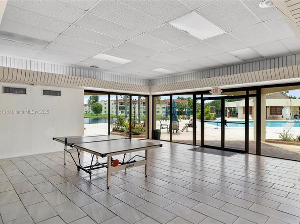 2800 W Sunrise Lakes Dr 202, Sunrise FL 33322