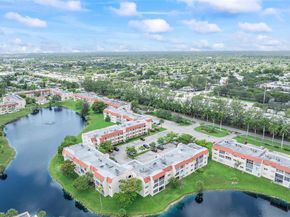 2800 W Sunrise Lakes Dr 202, Sunrise FL 33322