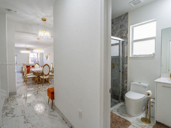 2372 NW 130th Ter, Miami FL 33167