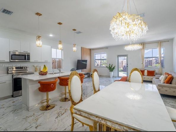 2372 NW 130th Ter, Miami FL 33167