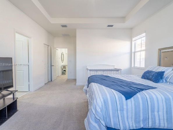 2372 NW 130th Ter, Miami FL 33167