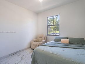 2372 NW 130th Ter, Miami FL 33167