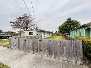 536 SW 6th Ter, Homestead FL 33030