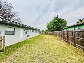 536 SW 6th Ter, Homestead FL 33030