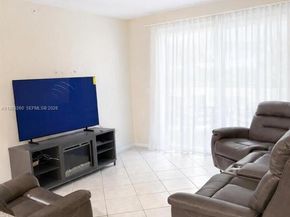 7940 N Nob Hill Rd 102, Tamarac FL 33321