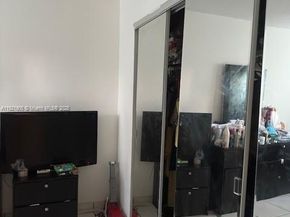 13725 NE 6th Ave 209, North Miami FL 33161