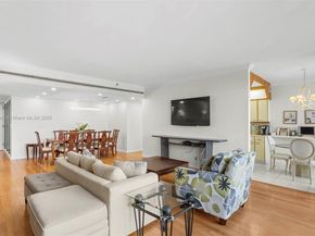 19500 Turnberry Way 3C, Aventura FL 33180