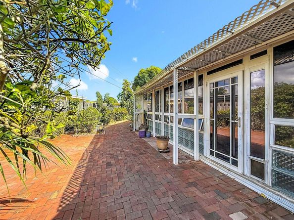 7541 Embassy Blvd, Miramar FL 33023