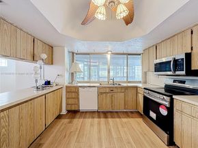 7541 Embassy Blvd, Miramar FL 33023