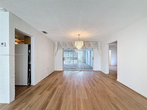 7541 Embassy Blvd, Miramar FL 33023