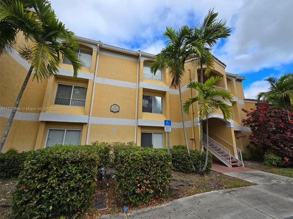2622 NW 33rd St 2011, Oakland Park FL 33309