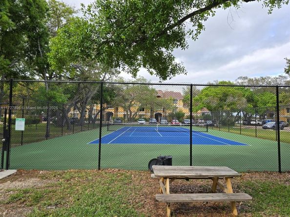 2622 NW 33rd St 2011, Oakland Park FL 33309