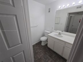 2622 NW 33rd St 2011, Oakland Park FL 33309