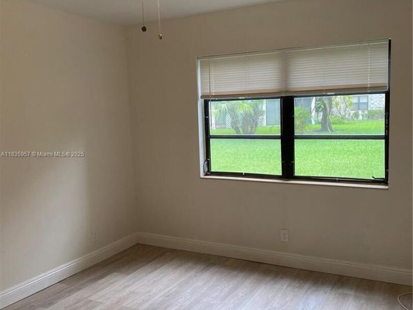 3119 Oakland Shores Dr C107, Oakland Park FL 33309