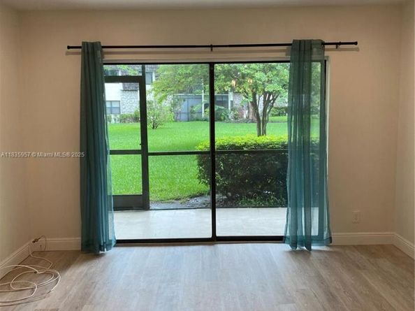 3119 Oakland Shores Dr C107, Oakland Park FL 33309