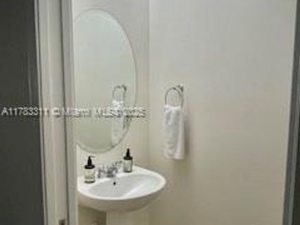 3142 NW 124th Way, Sunrise FL 33323