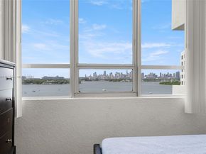 1500 Bay Rd 1122S, Miami Beach FL 33139