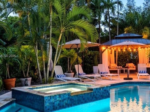 6180 Pine Tree Dr, Miami Beach FL 33140