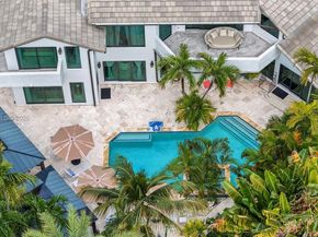 6180 Pine Tree Dr, Miami Beach FL 33140