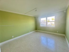 900 NE 18th Ave 304, Fort Lauderdale FL 33304