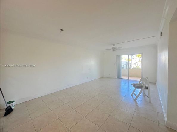 900 NE 18th Ave 304, Fort Lauderdale FL 33304