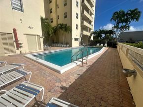 900 NE 18th Ave 304, Fort Lauderdale FL 33304