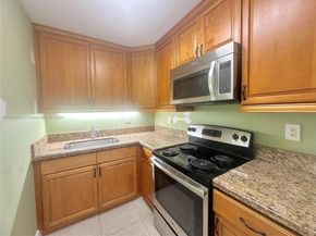 900 NE 18th Ave 304, Fort Lauderdale FL 33304