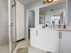 9710 SW 9th Ct, Pembroke Pines FL 33025