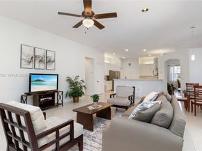 15966 SW 3rd St, Pembroke Pines FL 33027