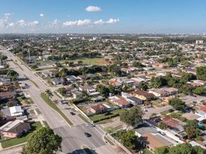 782 E 37th St, Hialeah FL 33013