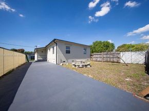 782 E 37th St, Hialeah FL 33013