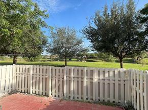 6995 NW 173rd Dr 2101, Hialeah FL 33015