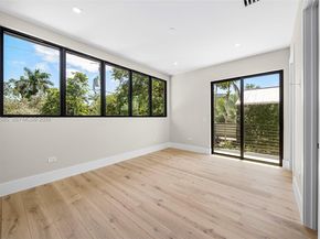 2521 Lincoln Ave, Miami FL 33133