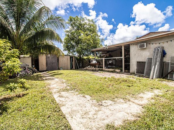 1441 NE 117th St, Miami FL 33161