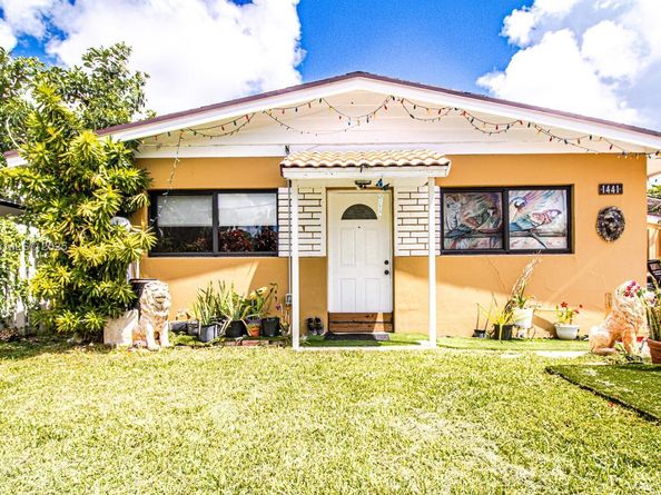 1441 NE 117th St, Miami FL 33161